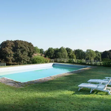 Vintage Castle In Jevoumont With Pool